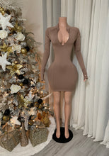 Load image into Gallery viewer, All eyes mini dress